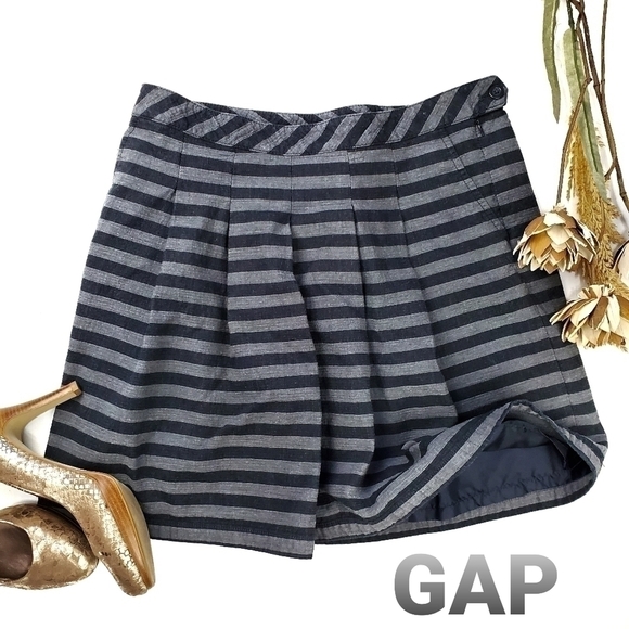 GAP Dresses & Skirts - NEW Gap Thick Cotton Charcoal Grey Stripe Skirt 6